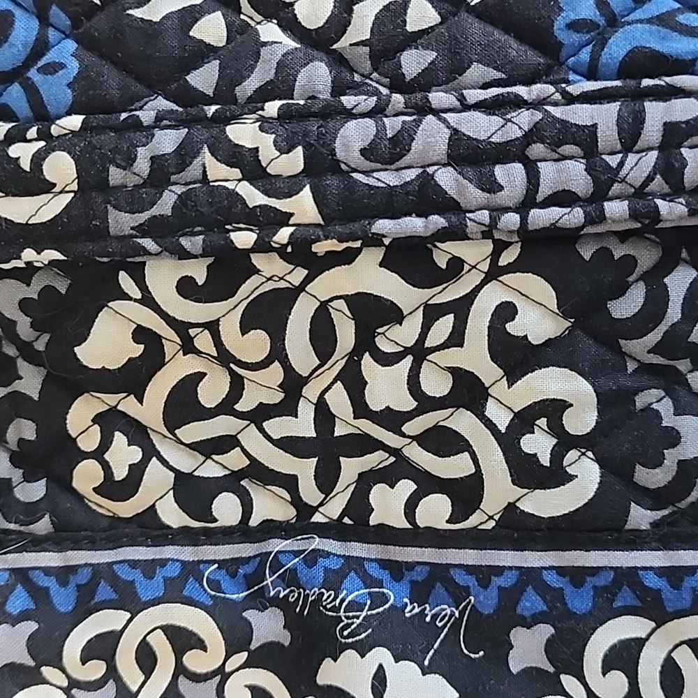 Vera Bradley Duffle - Picture 7 of 7